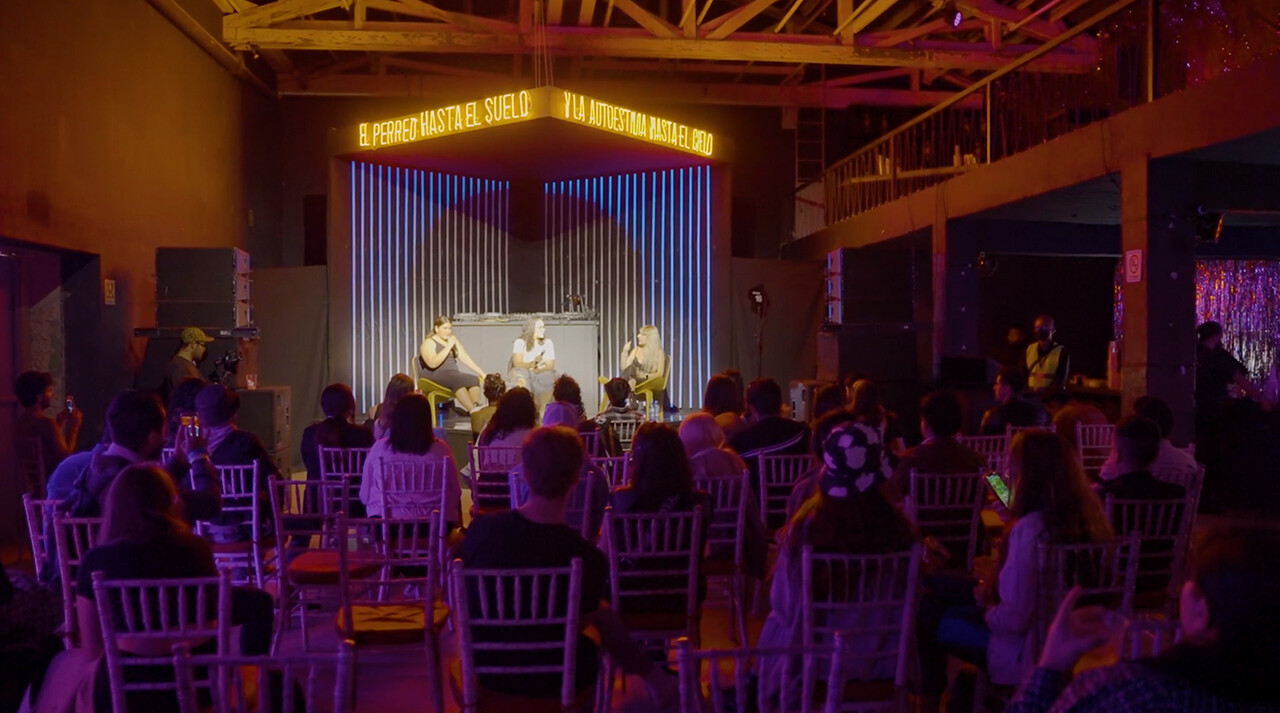 Smirnoff-Residence-Karol-G-12